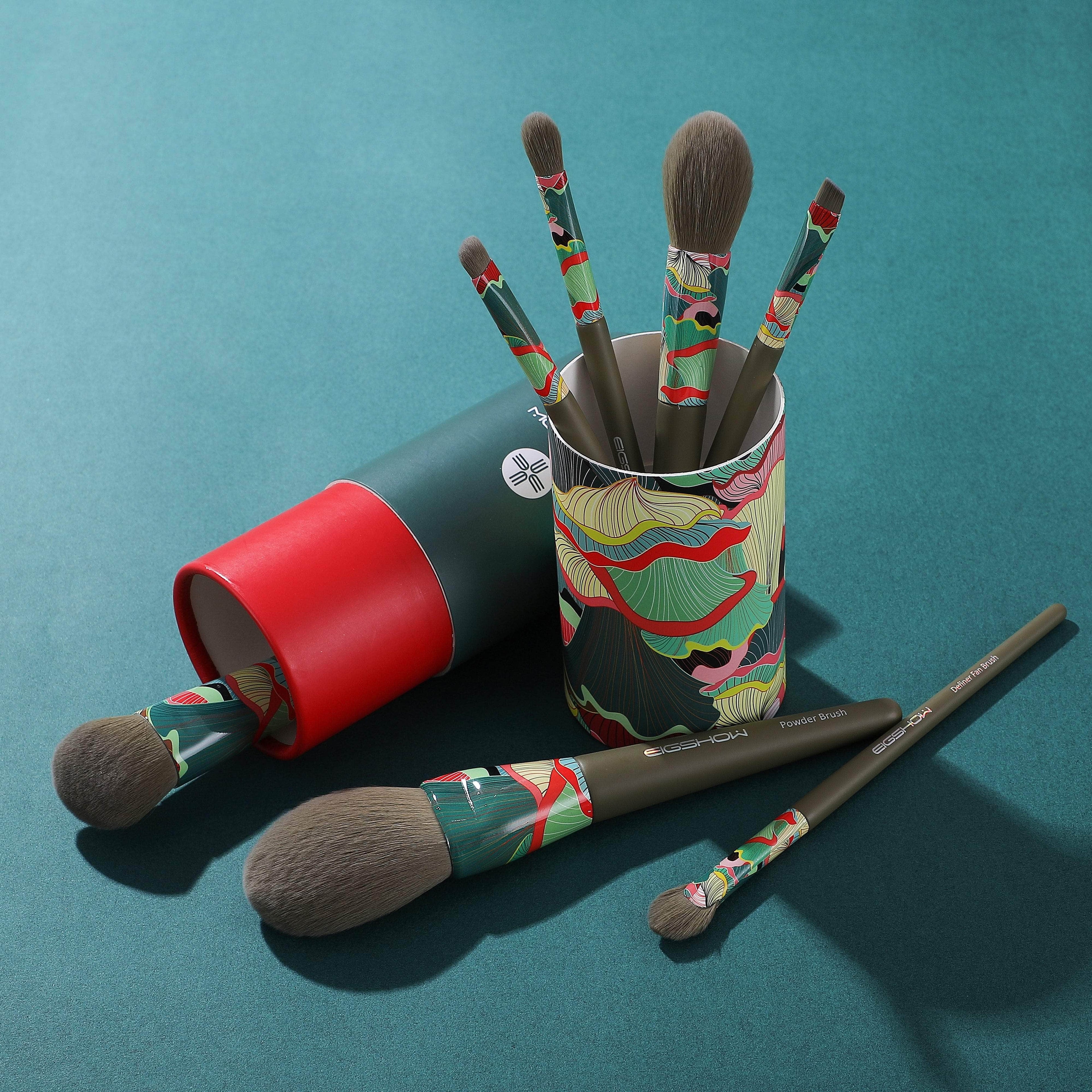 ESSENTIAL SERIES - 7 PCS GREENER BRUSH KIT WITH ECO CYLINDER - GIFT BOX WRAP