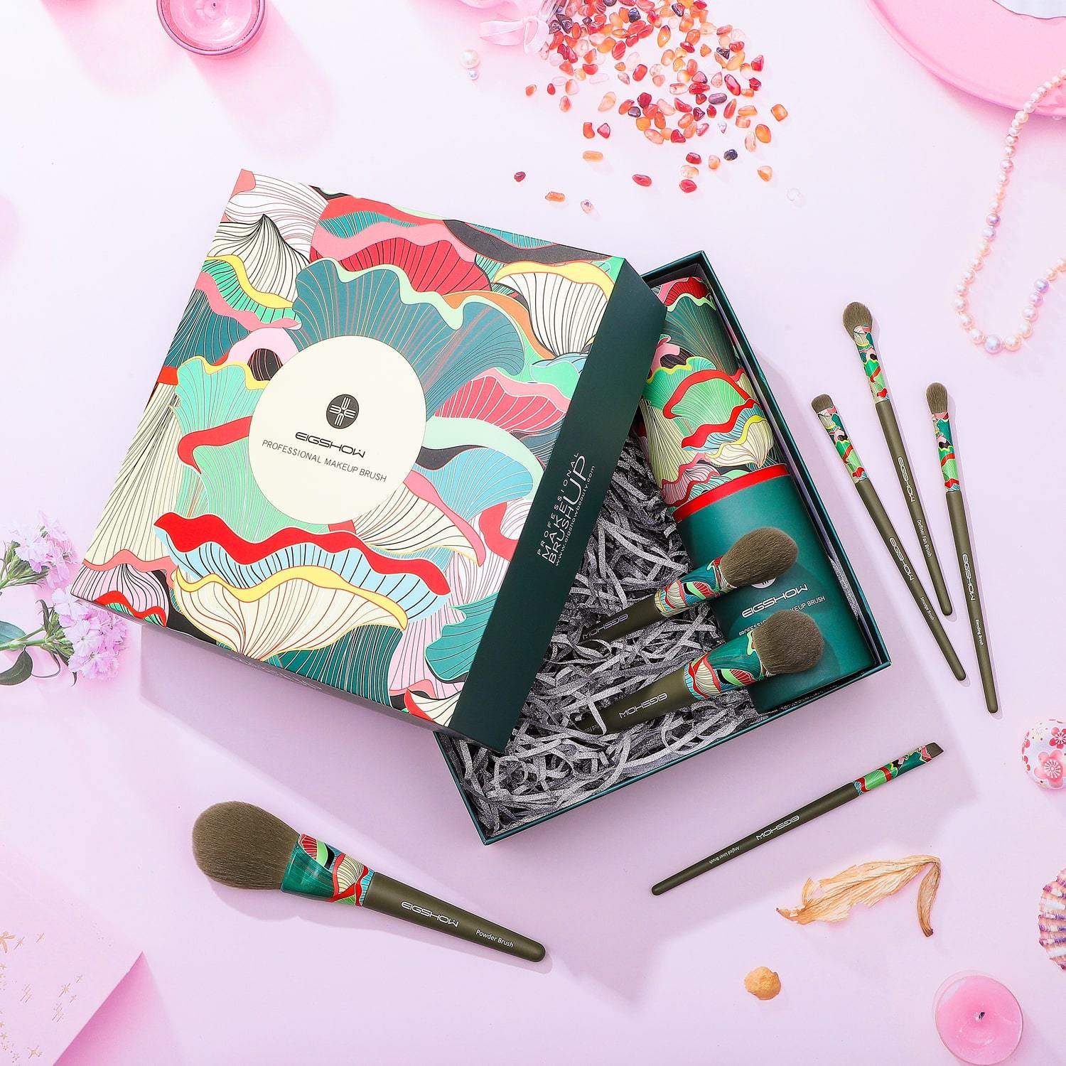 ESSENTIAL SERIES - 7 PCS GREENER BRUSH KIT WITH ECO CYLINDER - GIFT BOX WRAP